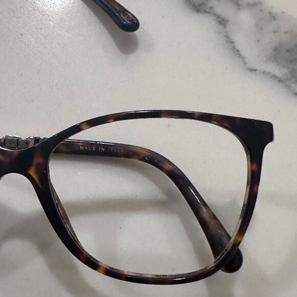✨? CHANEL Eyeglass Frames – Tortoise w/ Iconic Chain Temple – AS IS / Repair main image 12